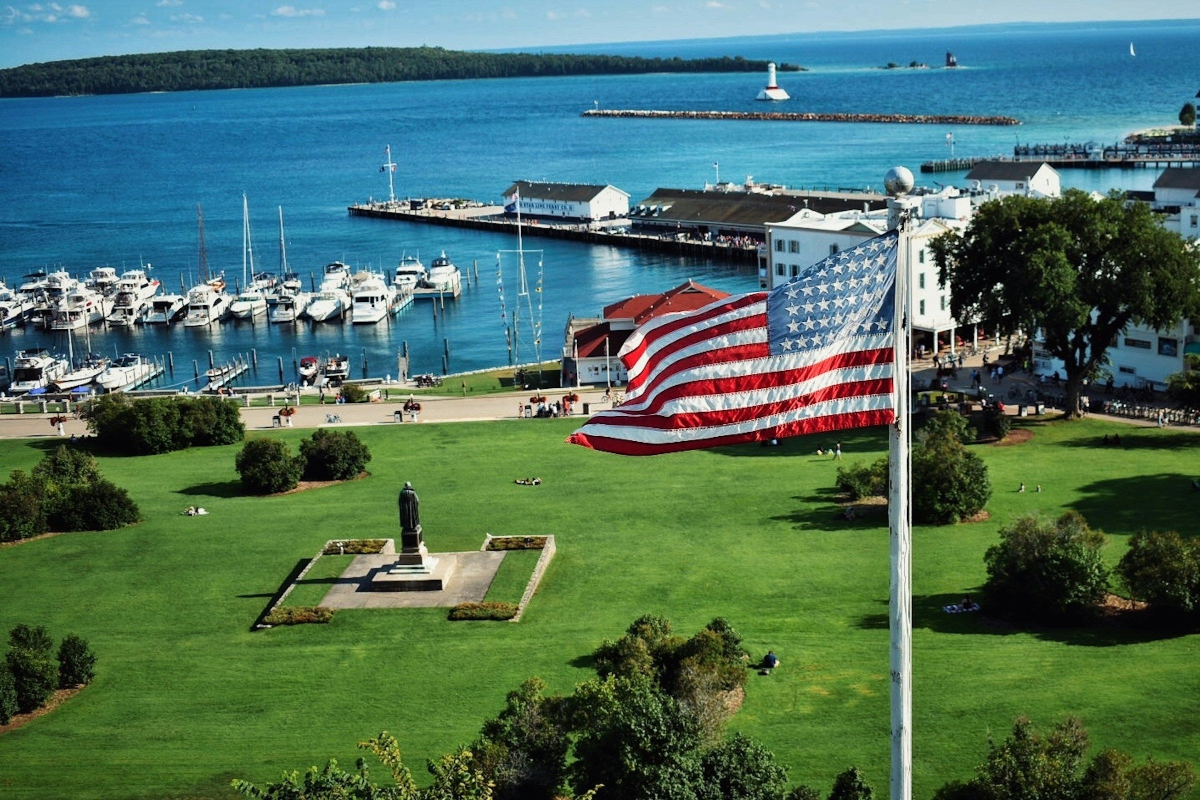 Unofficial Guide: Michilimackinac [Mackinac Island / Mackinaw City]